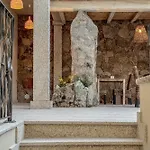 Petra Maris Luxury Penzion 3*